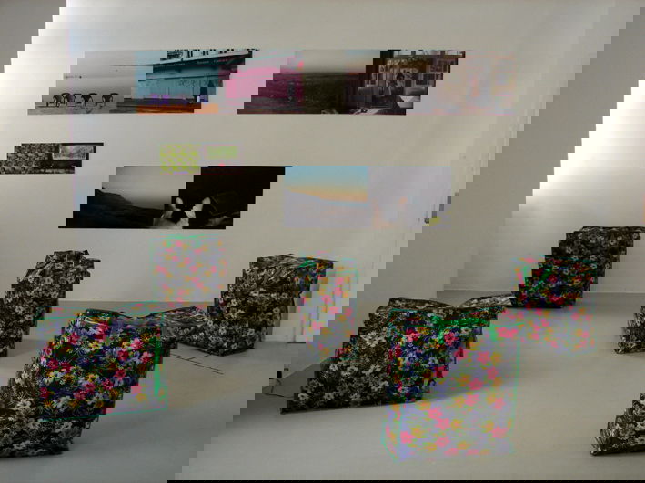 fotóinstalláció: fotósorozat, hanginstalláció