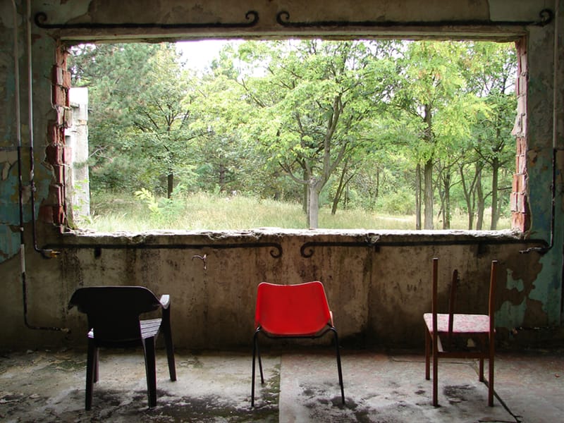 fotóinstalláció: fotósorozat, hanginstalláció