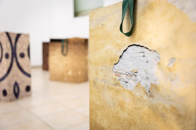 printelt papírobjektek