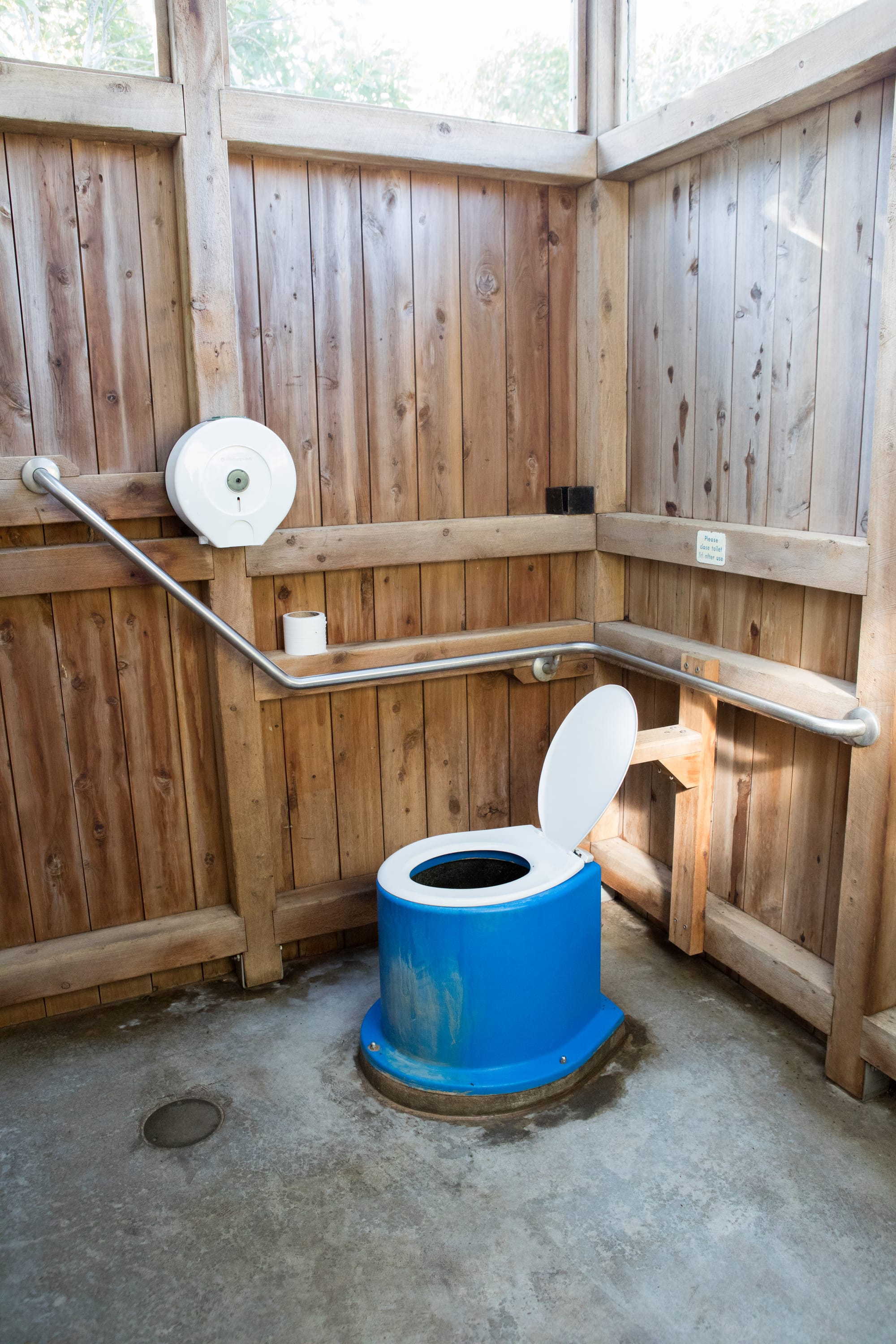 שירותים ניידים לנכים אקולוגיים – נגישות, נוחות ושמירה על הסביבה