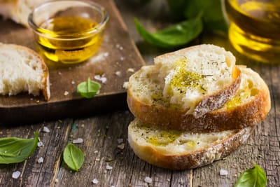 5 Easy Ways to Elevate Everyday Meals with Olive Oil