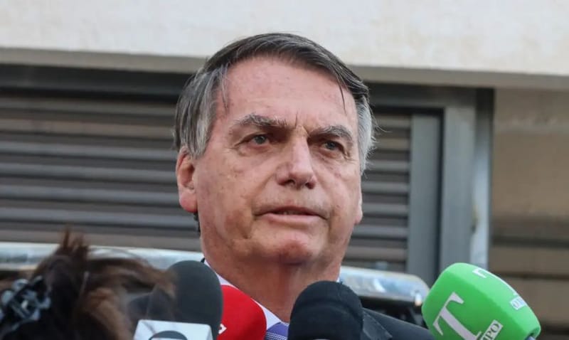 PGR defende reforço de policiamento perto da casa de Bolsonaro.