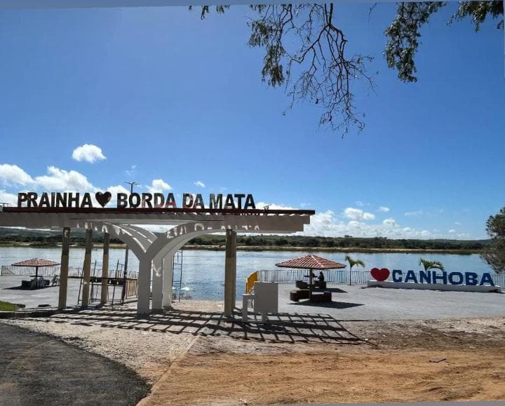 Prefeito Christopher Divino entrega à população uma das maiores obras de sua gestão: a Orlinha do povoado Borda da Mata.