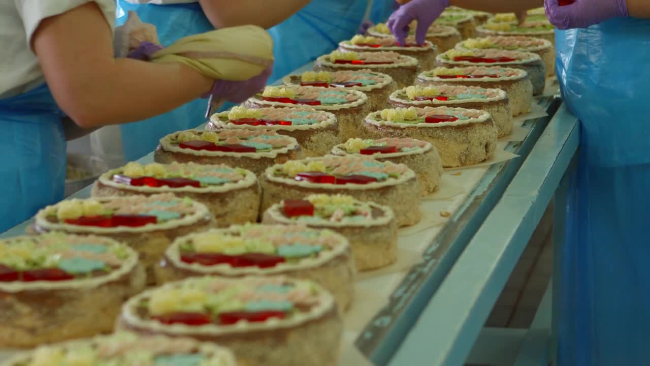 Participate in our food collection