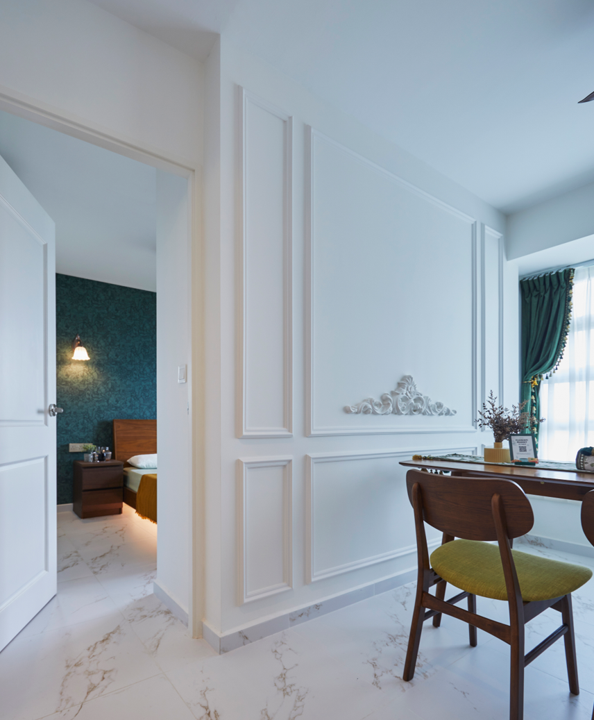 French/ Art Gallery Concept