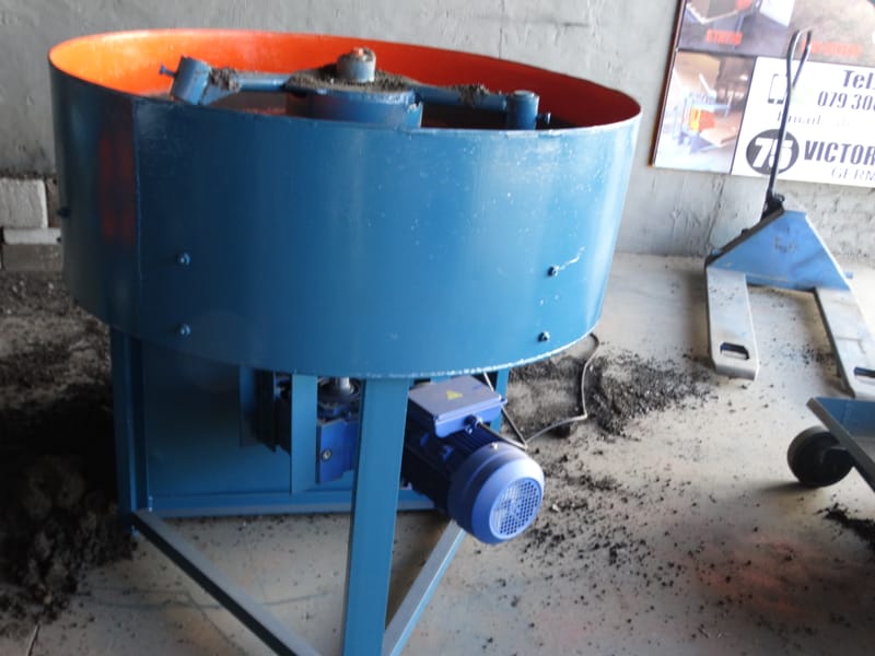 Pan-Mixer
