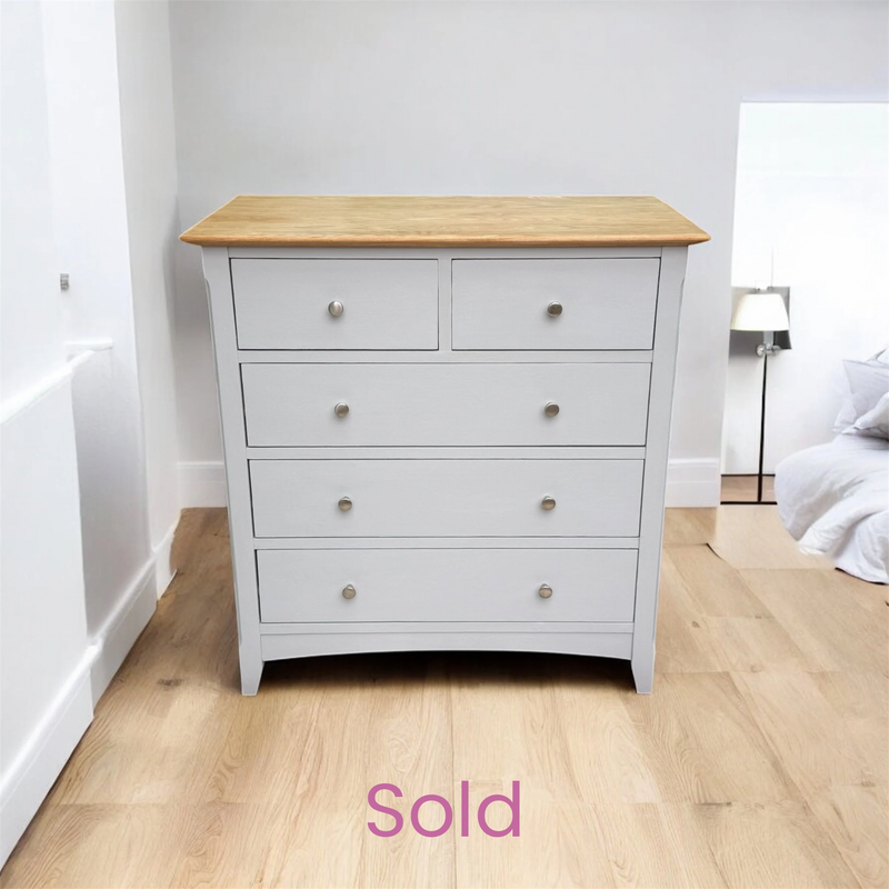 Grey Chest of Drawers 