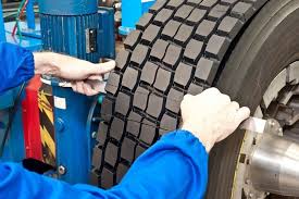 The Benefits of Retreading Truck Tyres