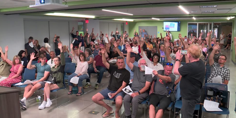 Las Vegas neighborhood turns out at first vote on affordable housing zoning