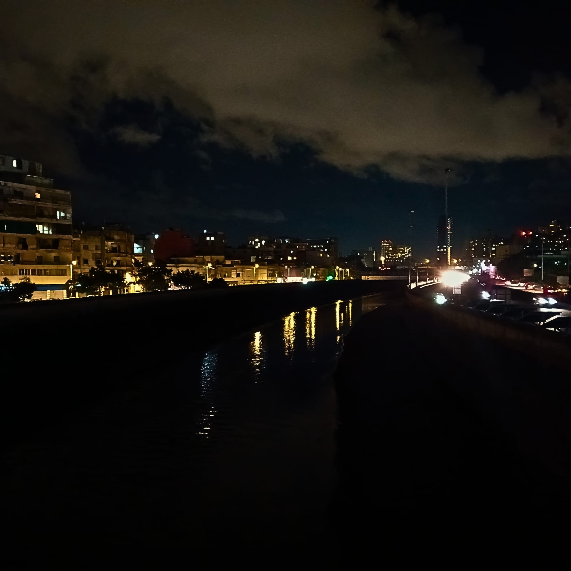 دموع في مار مخايل