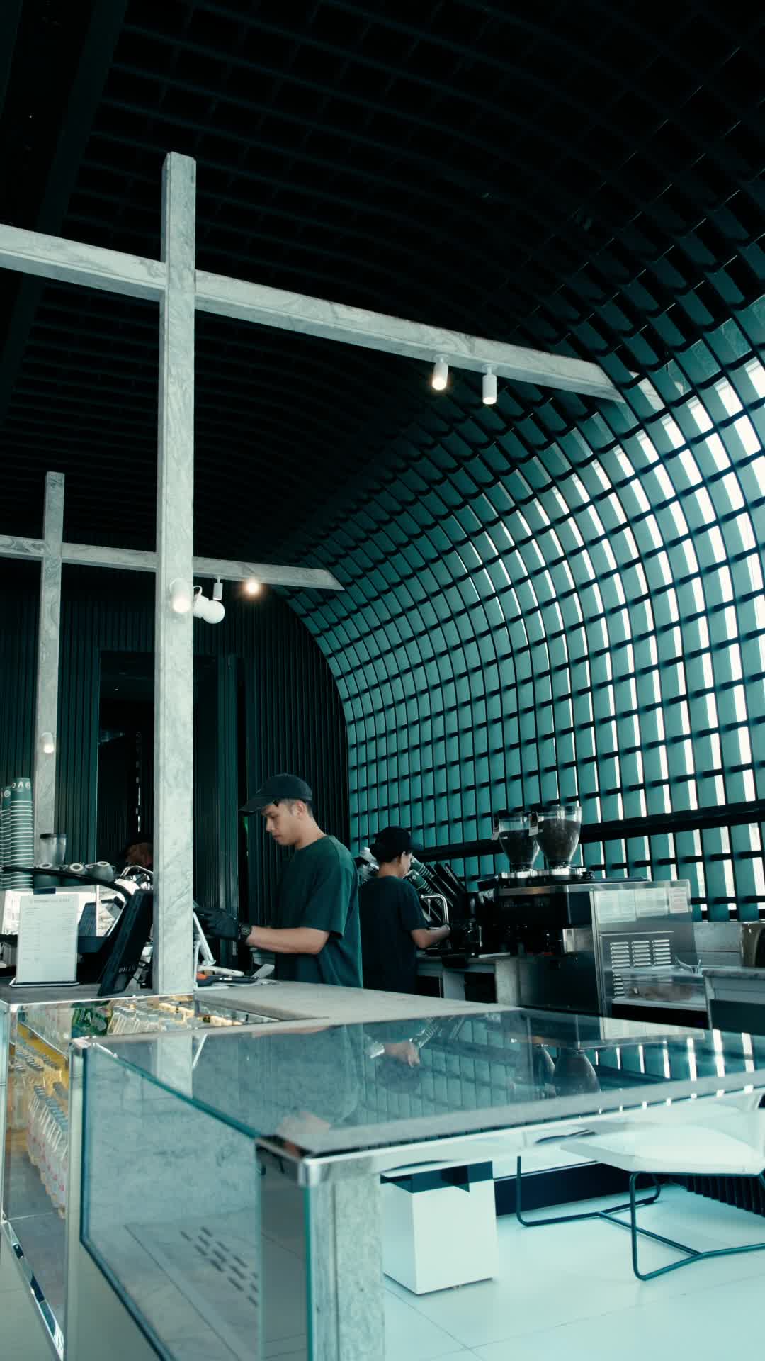 VOYAGE NOVEMBER 2025