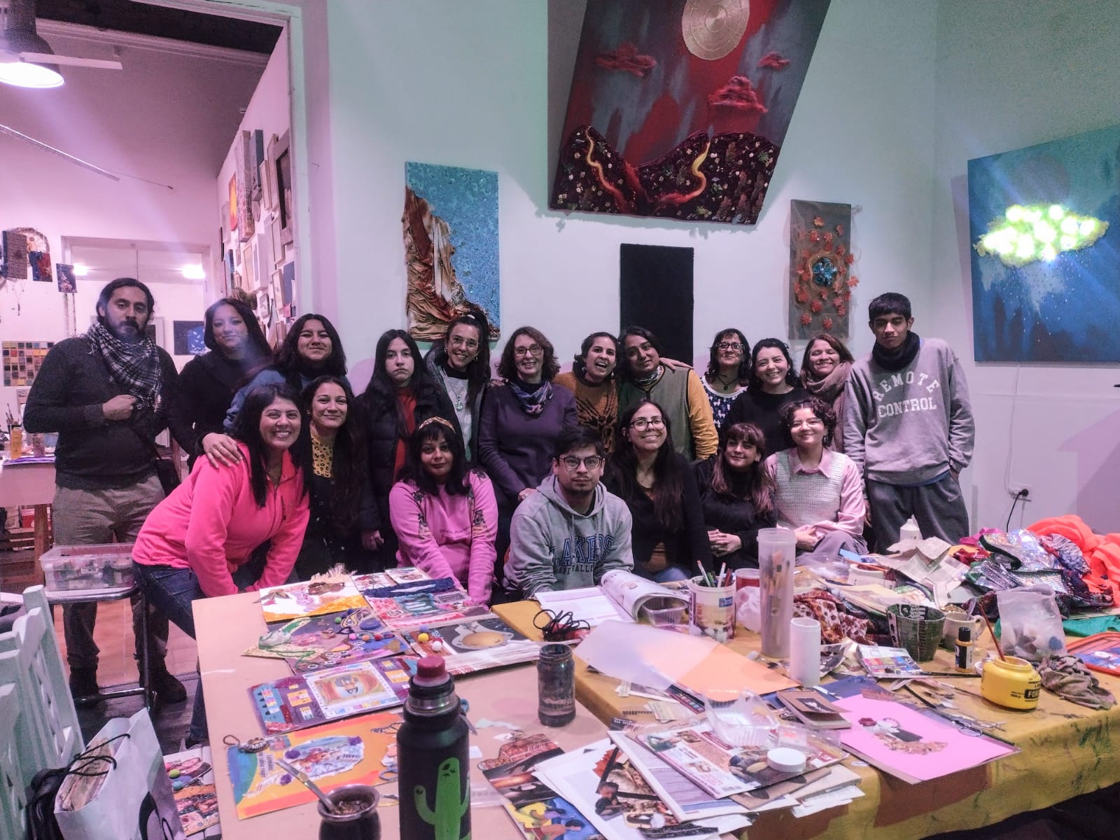 Taller de collage El origen y el fin de las cosas