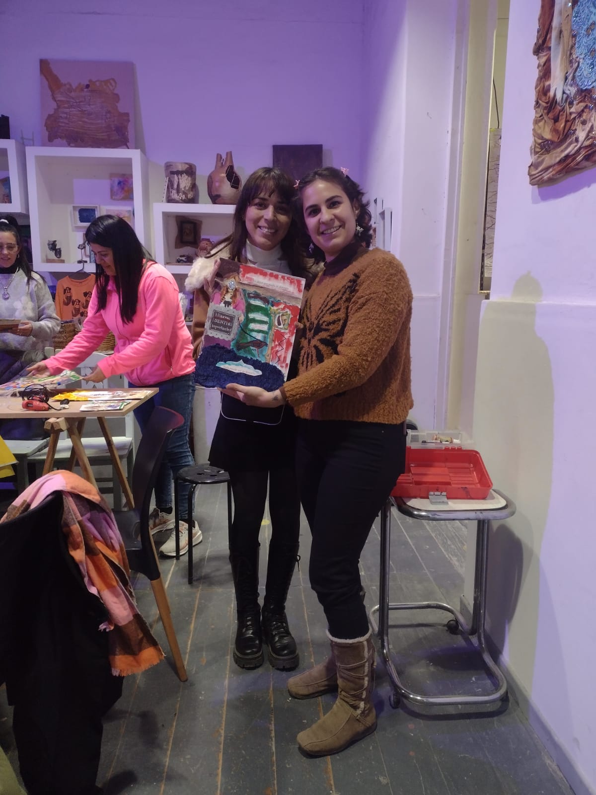 Taller de collage El origen y el fin de las cosas