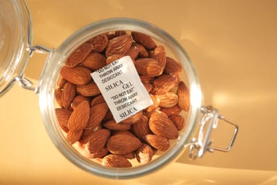 Methods to dry flowers