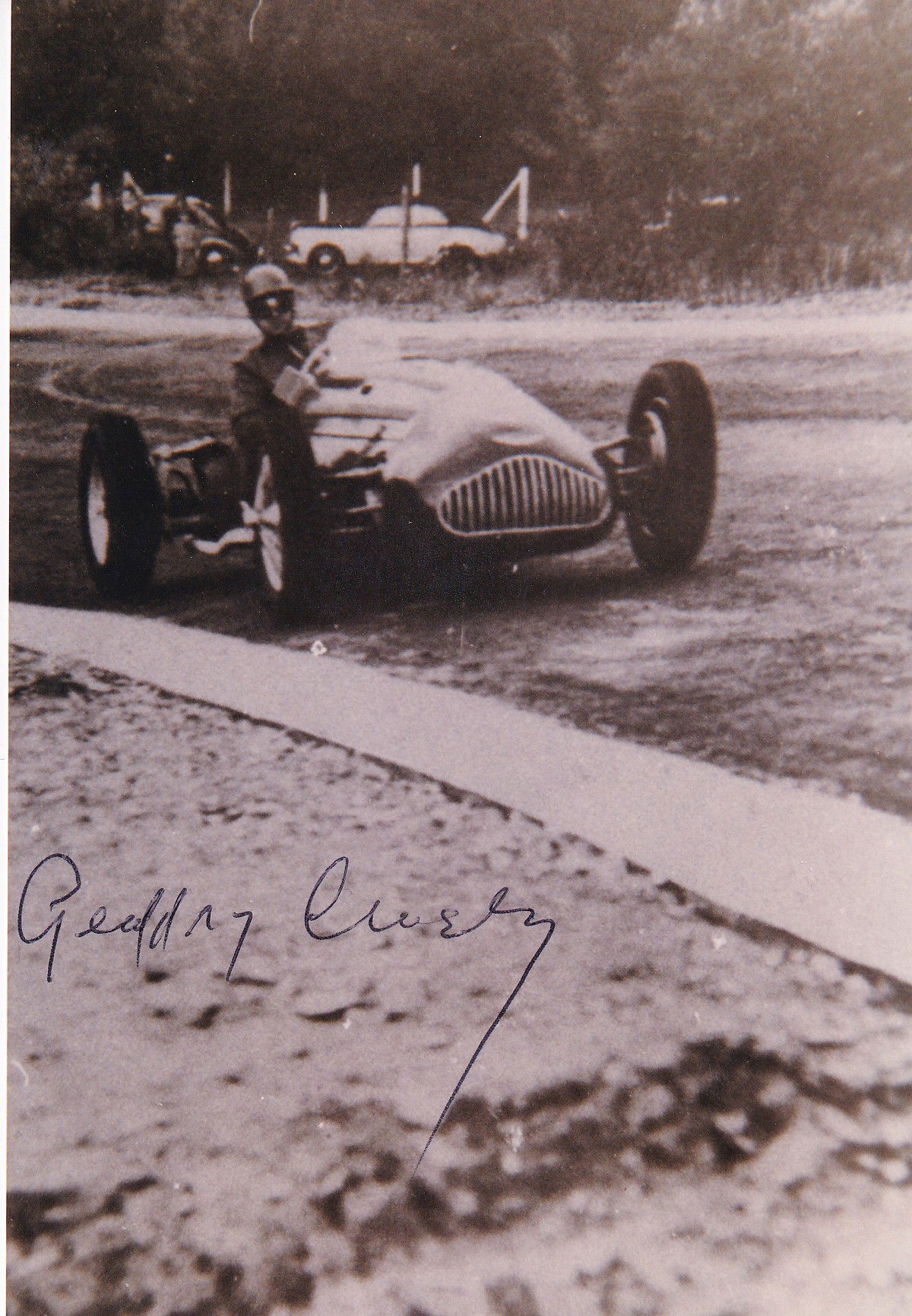 Geoffrey Crossley (1921-2002)