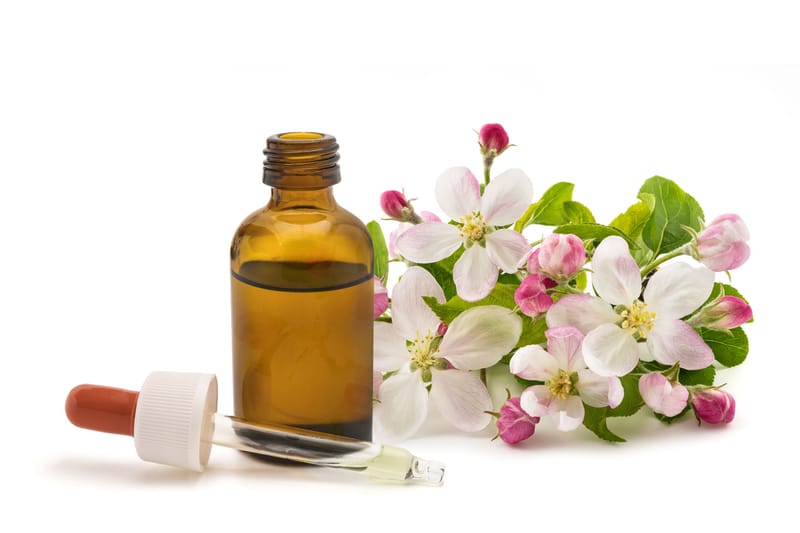 Accompagnement émotionnel Fleurs de Bach et mélange personnalisé