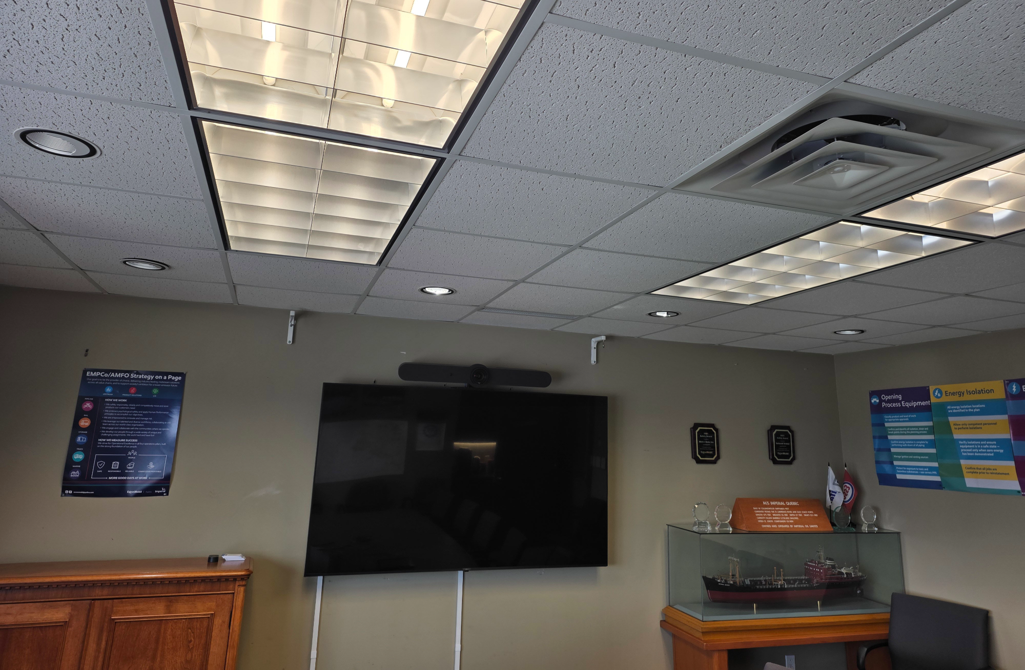 Boardroom TV & Soundbar