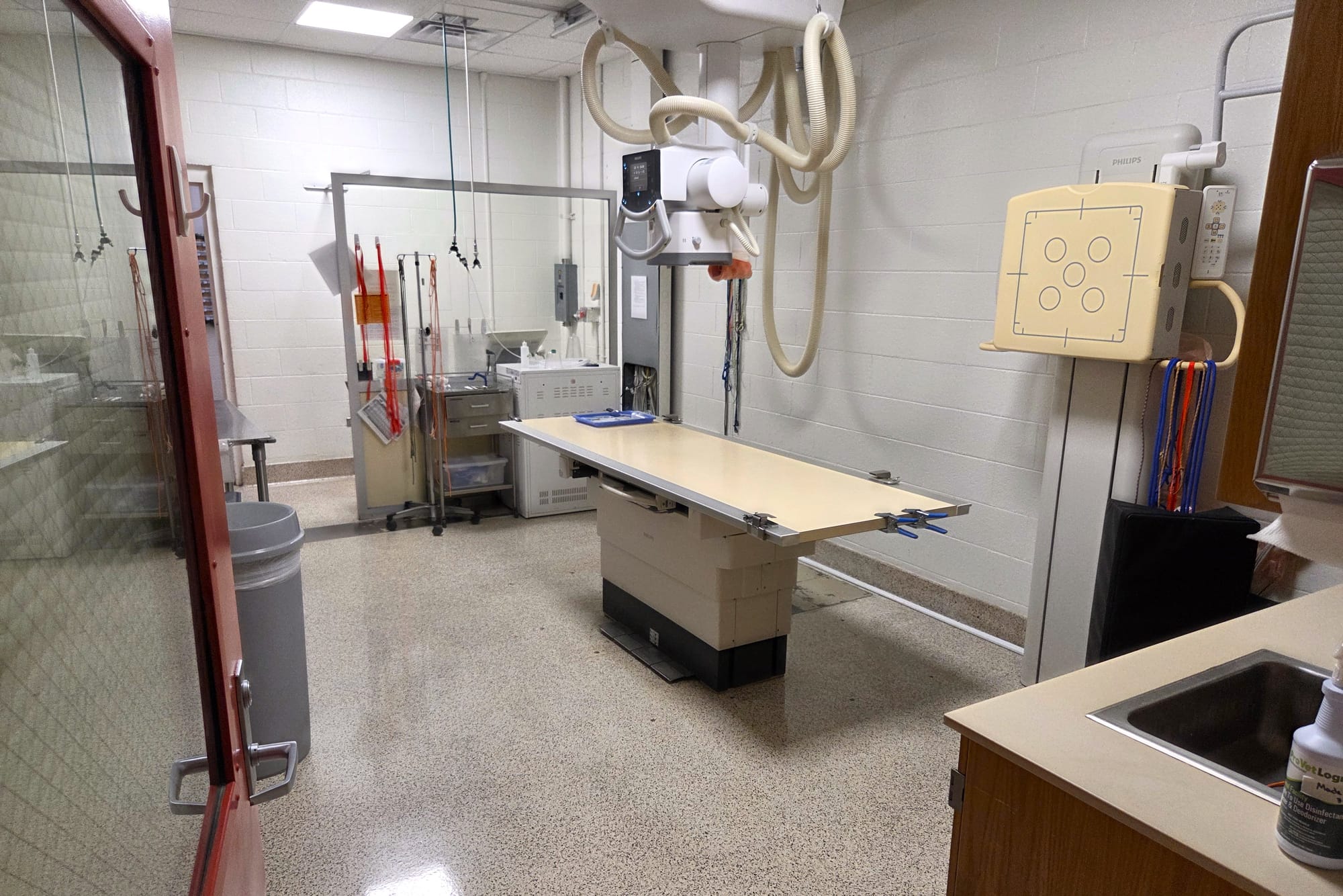 UT Vet School Tour Apr 2026