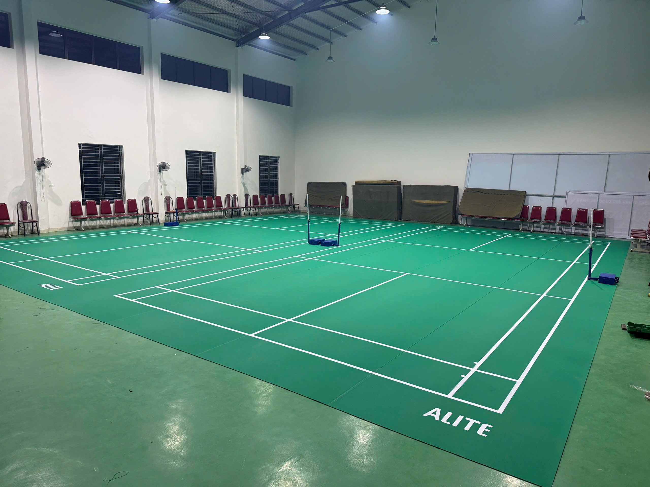 thảm sân cầu lông