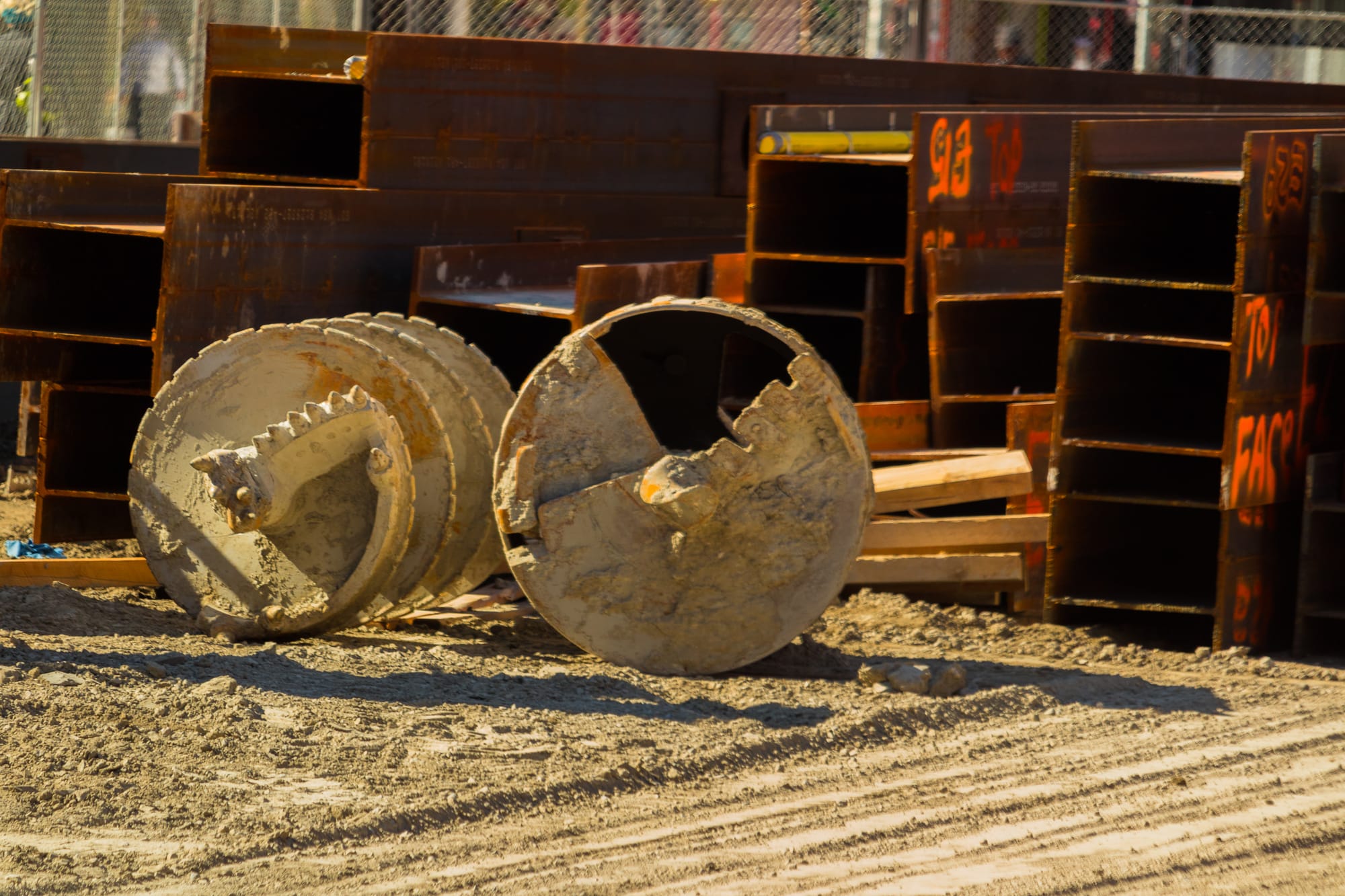 Building Success with the Right Piling Tools and Expertise