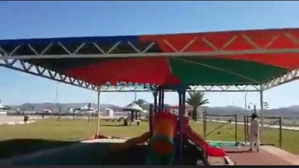 تركيب عوازل وأسقف وجدران