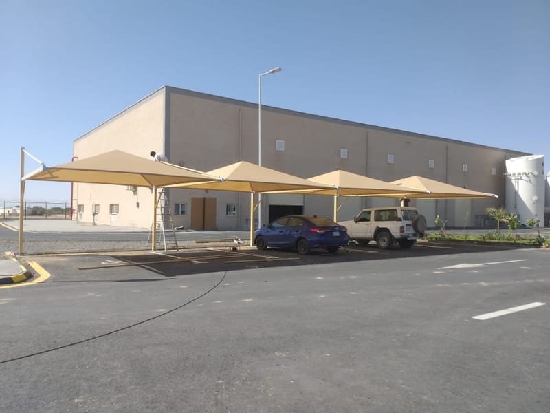 تركيب عوازل وأسقف وجدران