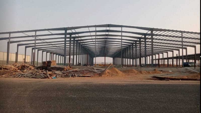 تركيب عوازل وأسقف وجدران