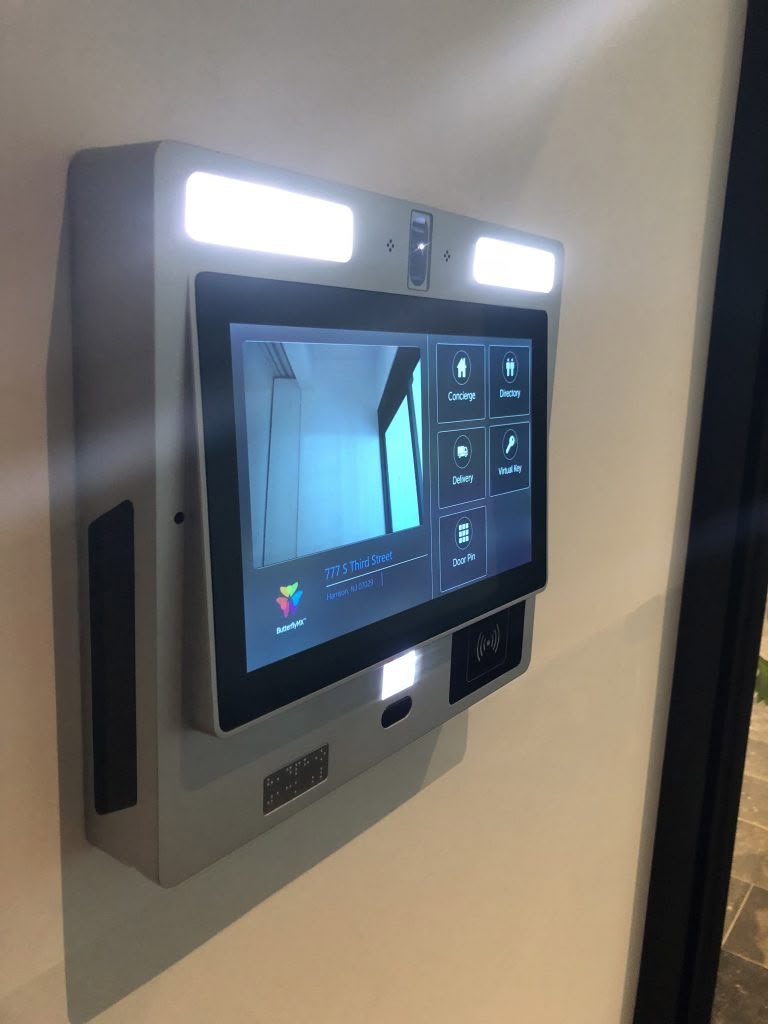 THE PHENOMENON OF CAPTOR INTERCOMS