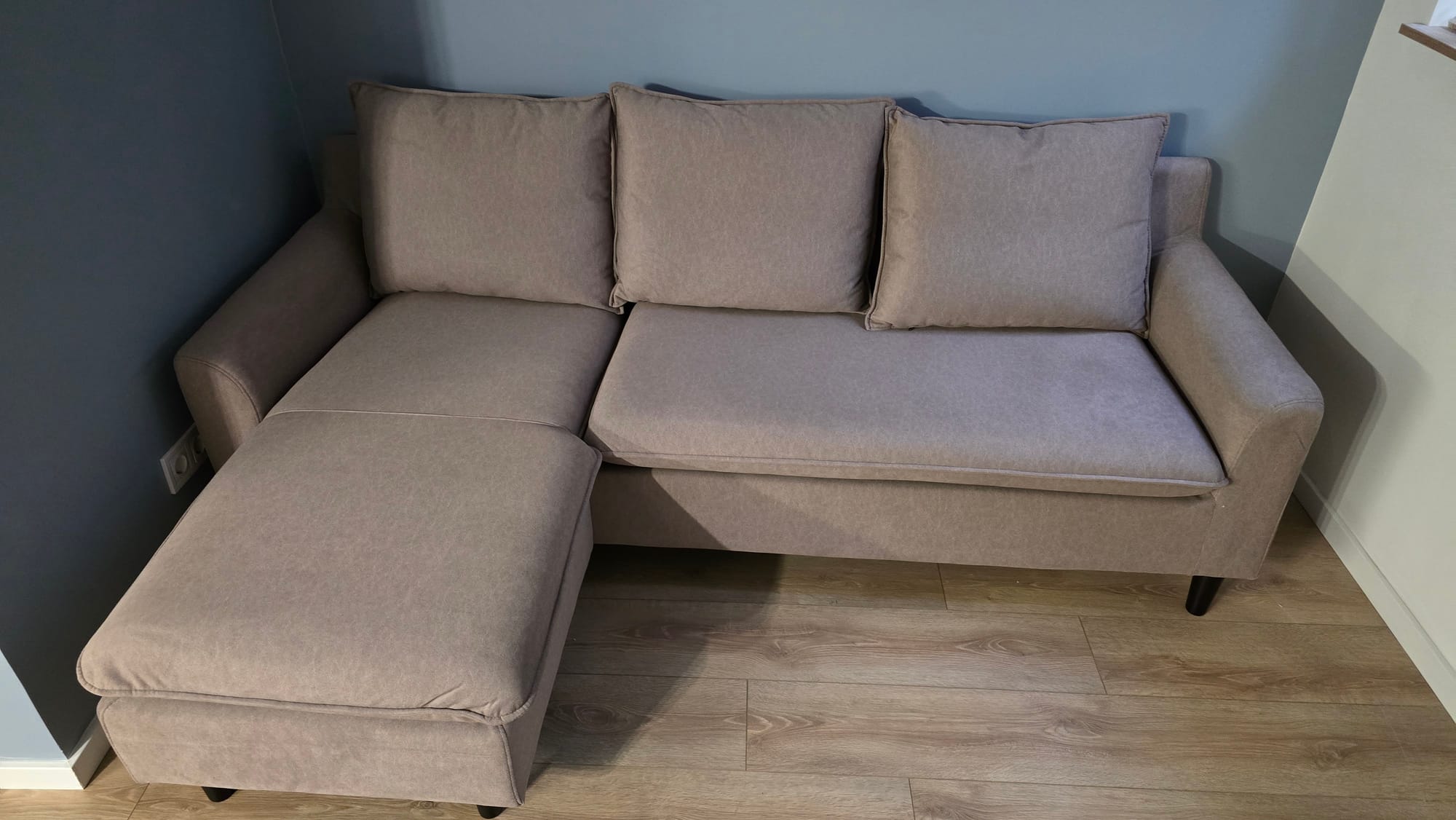 Beliani AVESTA 3 személyes kanapé szerelése | Budapest 6. kerület