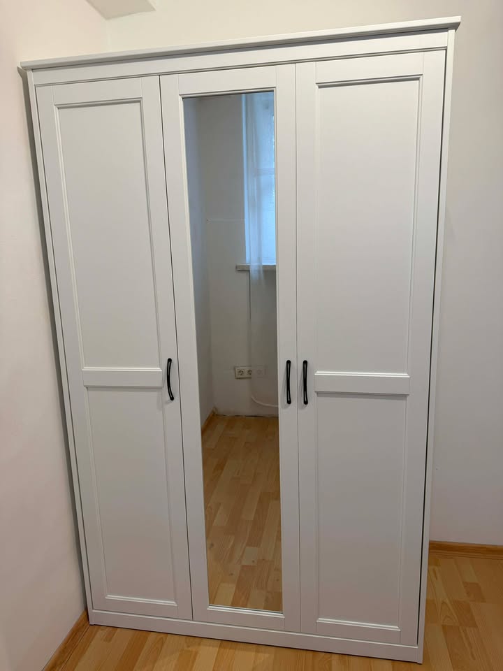 IKEA SONGESAND tükrös gardrób szekrény