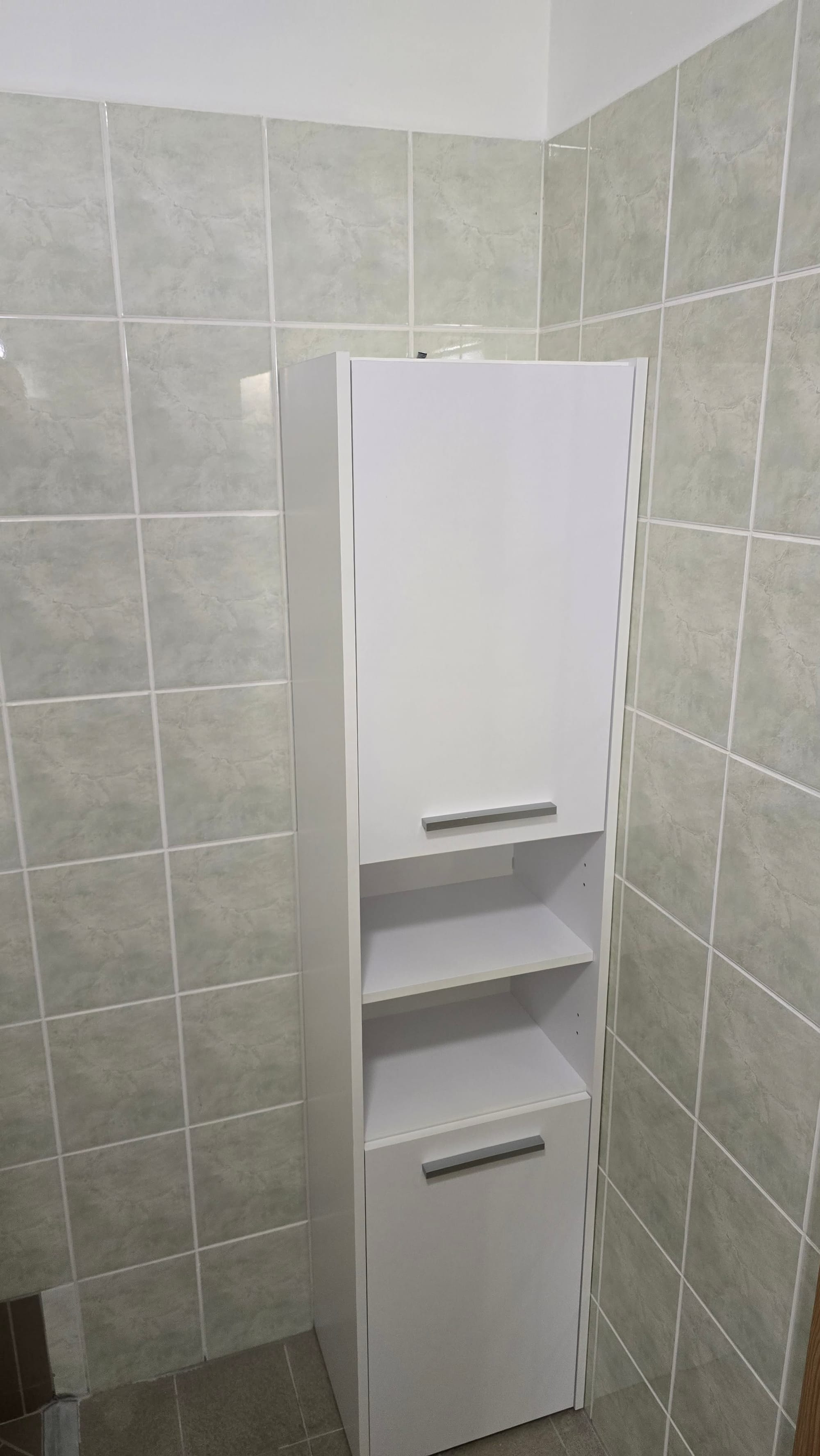 Prímbútor S40 fehér fürdőszobaszekrény