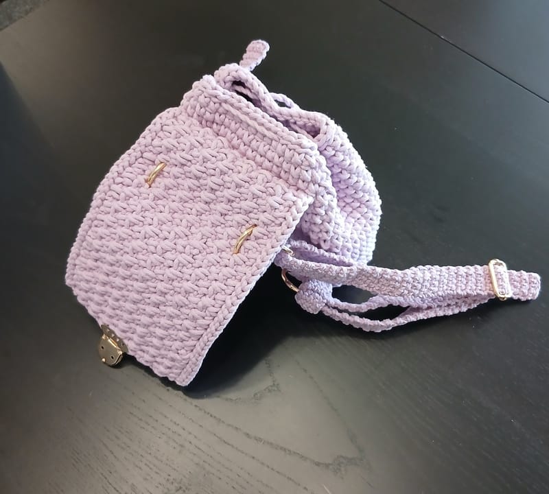 Crocheted backpacks