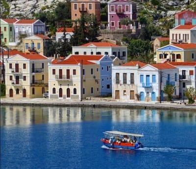 Αναφορές για παρουσία τουρκικών ειδικών δυνάμεων του Ναυτικού απέναντι από τη Μεγίστη.