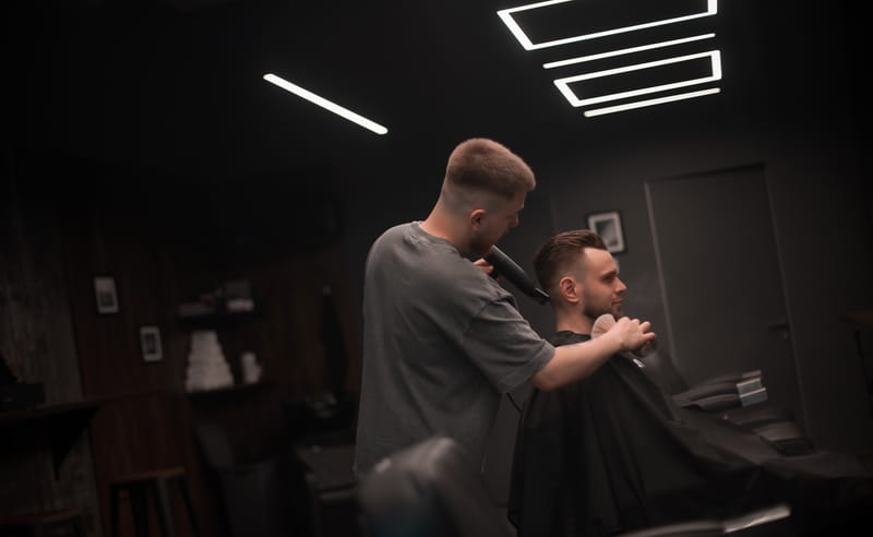 Professioneller Haarschnitt