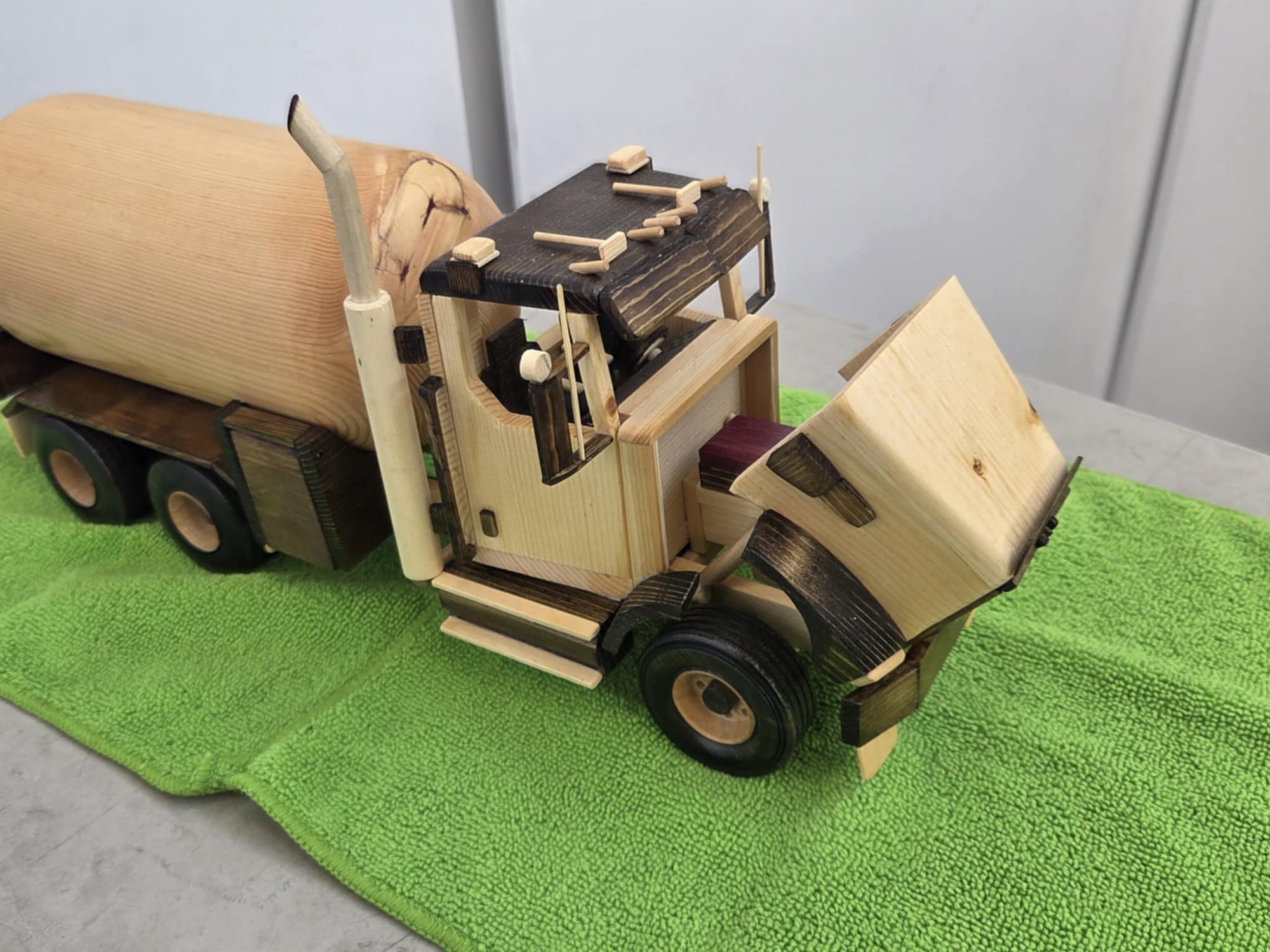 Propane delivery truck