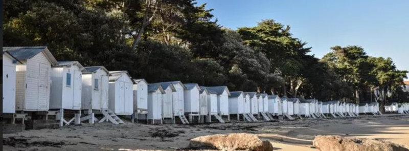 Un village proche de l'océan