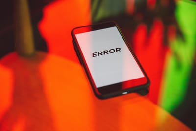ظهور رموز خطأ (Error Codes) على الشاشة