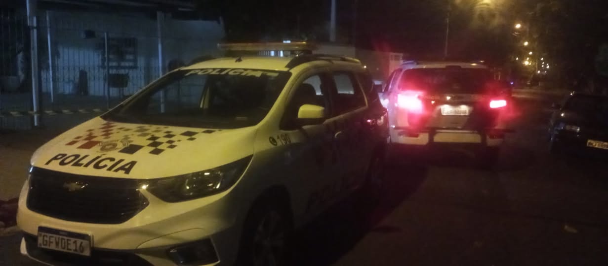 INDIVÍDUO FOGE PELOS TELHADOS DURANTE OPERAÇÃO POLICIAL EM GUARIBA