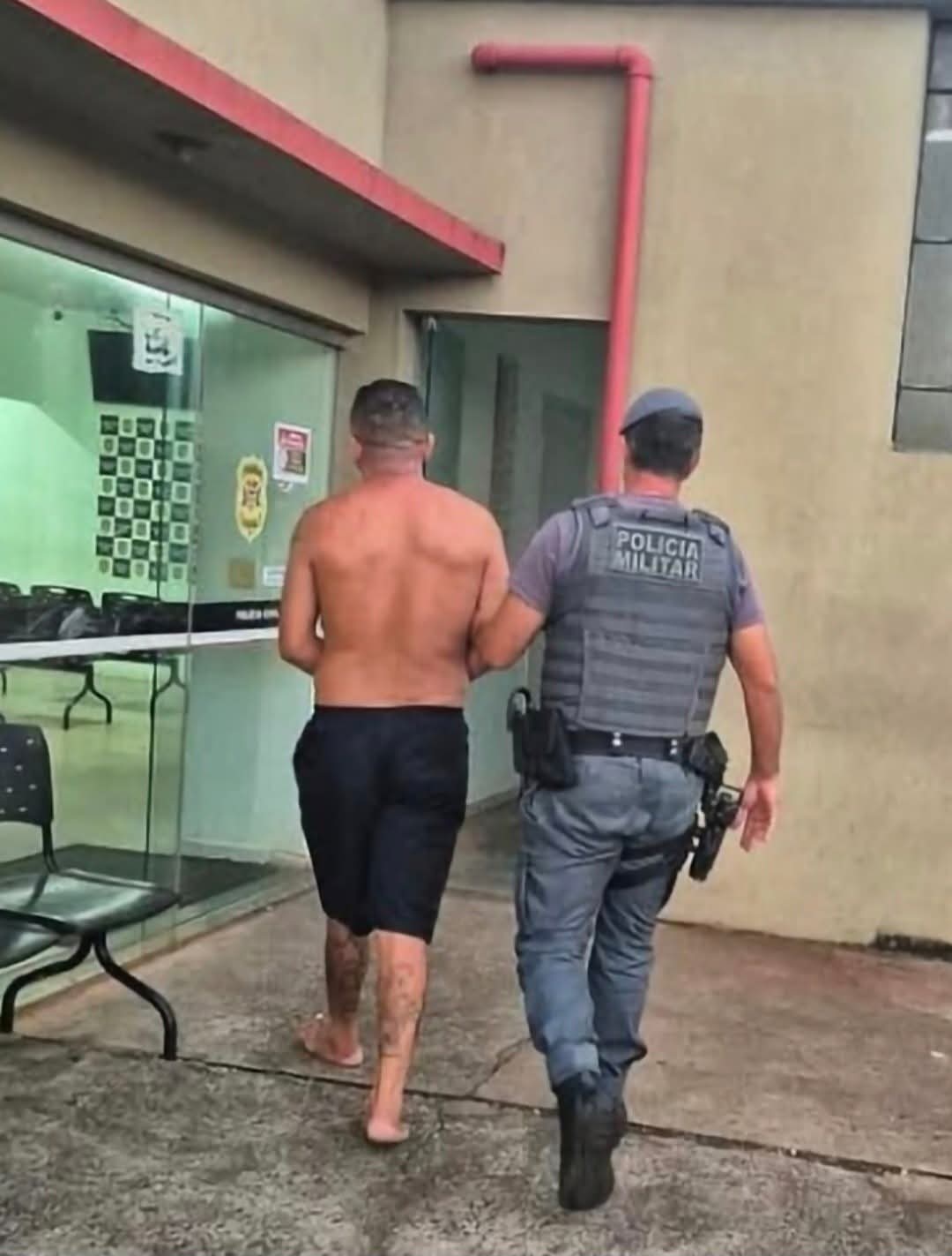 FORAGIDO POR FEMINICIDIO É PRESO PELA POLÍCIA MILITAR