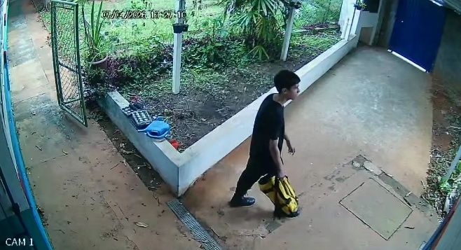 RAPAZ DE 18 ANOS INVADIU UMA ESCOLA E ARMADO COM FACÃO ATACOU UMA PROFESSORA