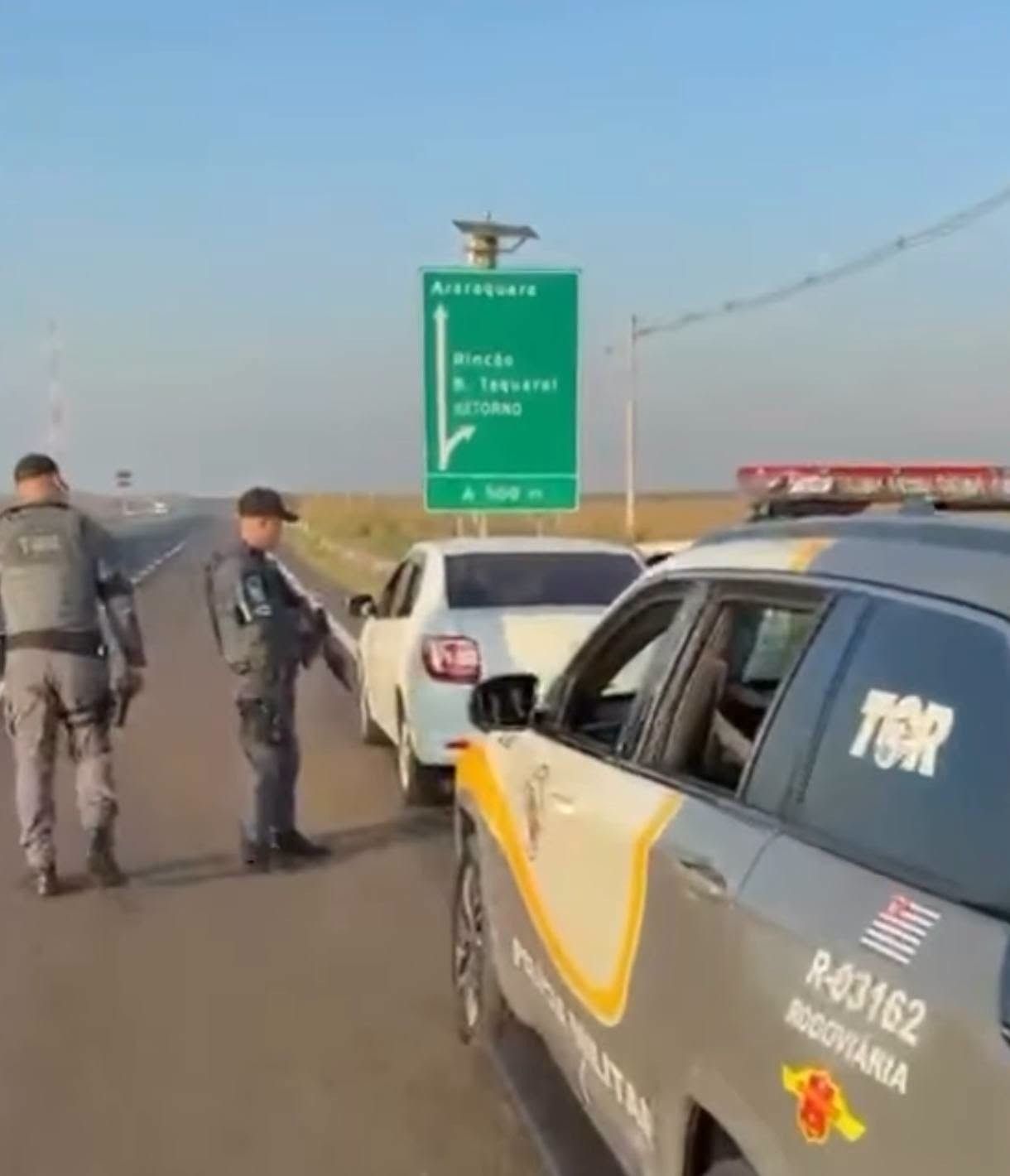 EM RINCÃO CASAL É PRESO COM 50 MIL EM FENTANIL
