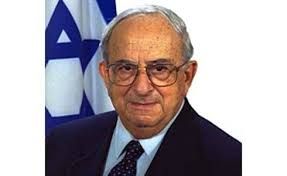 חברה בעמותה להנצחת יצחק נבון