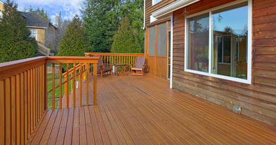 Does Your Back Yard’s Decking Need Replacing Or Repair?