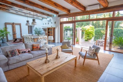 Short-Term Rentals for Weekend Getaways and Quick Trips