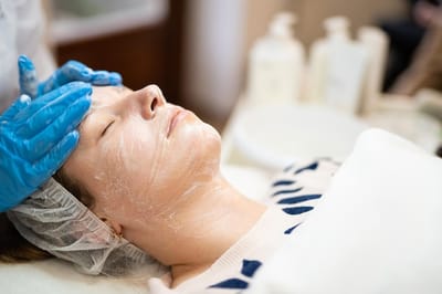 Is Deep Cleansing Facial Effective for Removing Dead Skin?
