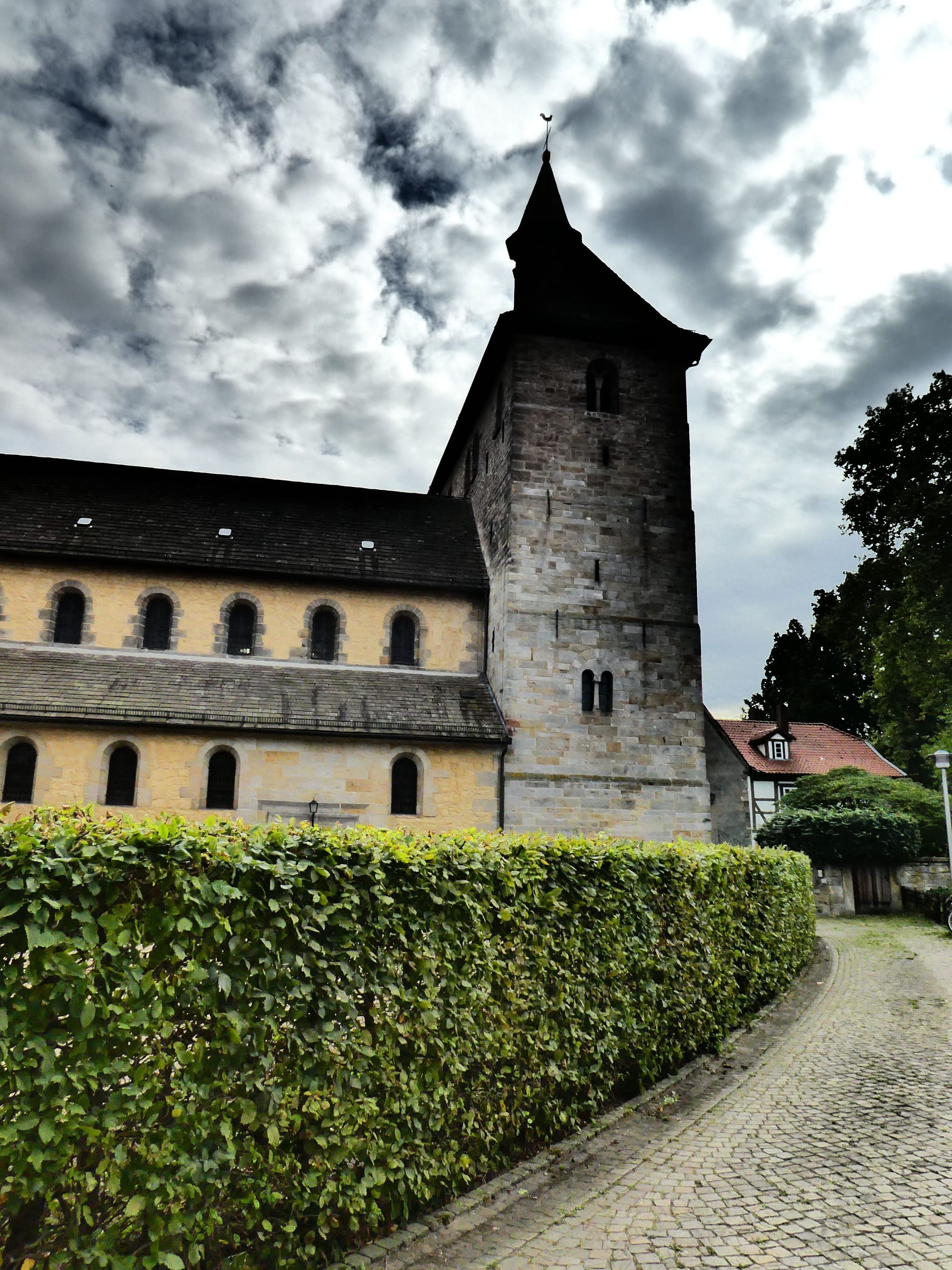 Stift Fischbeck, seit über 1000 Jahren von einem Frauenkonvent bewohnt