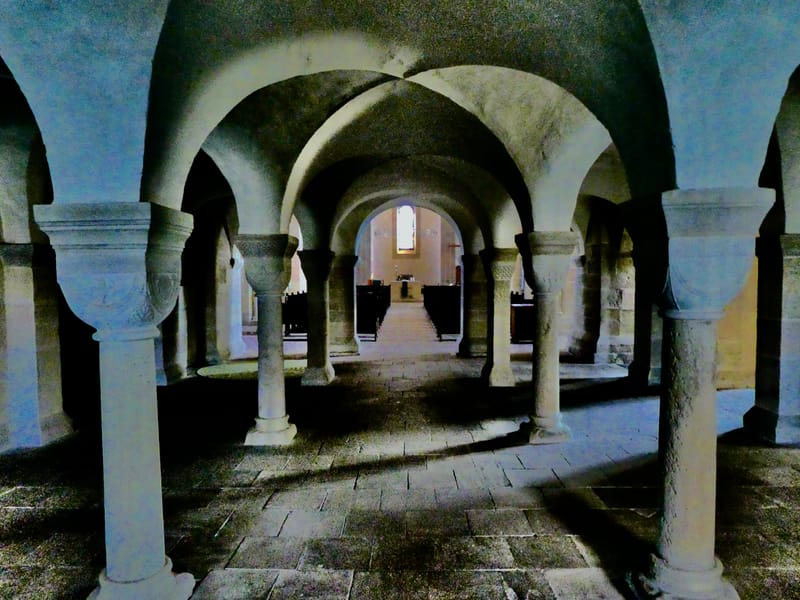 Zwischen Sankt Hedwig in Berlin und Sankt Georg in Lippoldsberg an der Weser