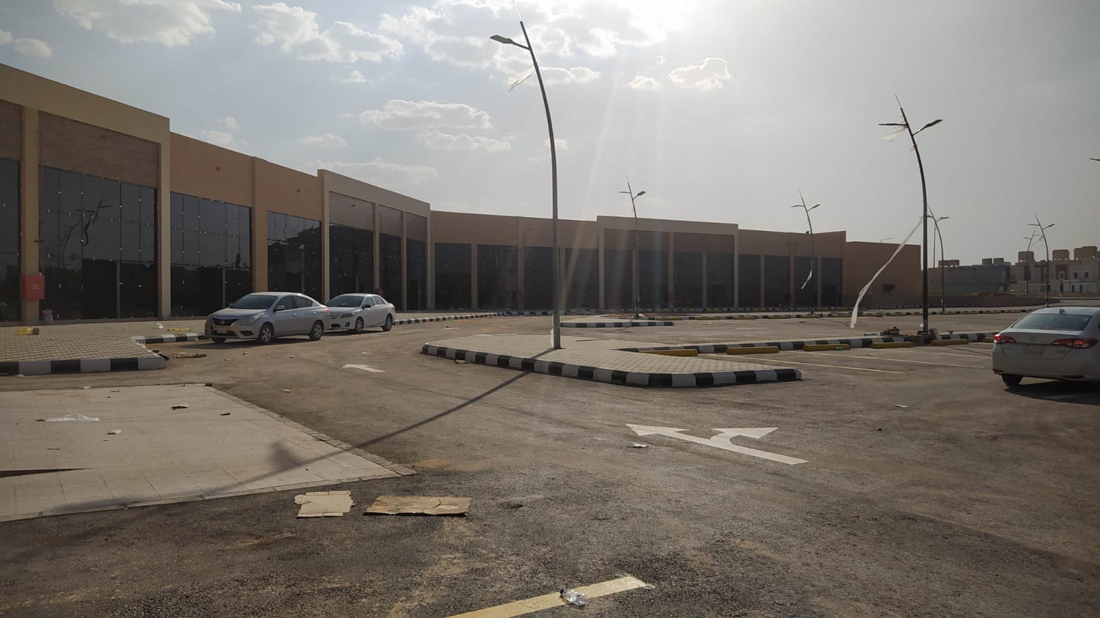 زجاج المشاريع التجاريه