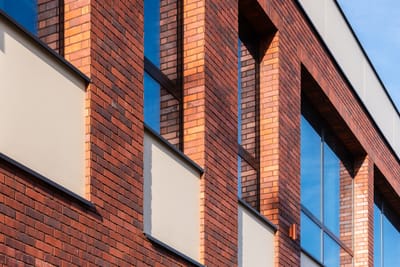 2) الزجاج المزدوج (Double Glazing) ما هو؟