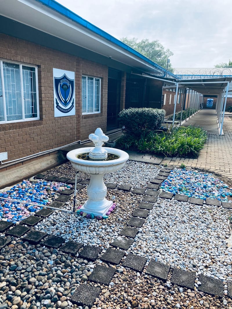 Contact us - SILVERFIELDS PRIMARY SCHOOL